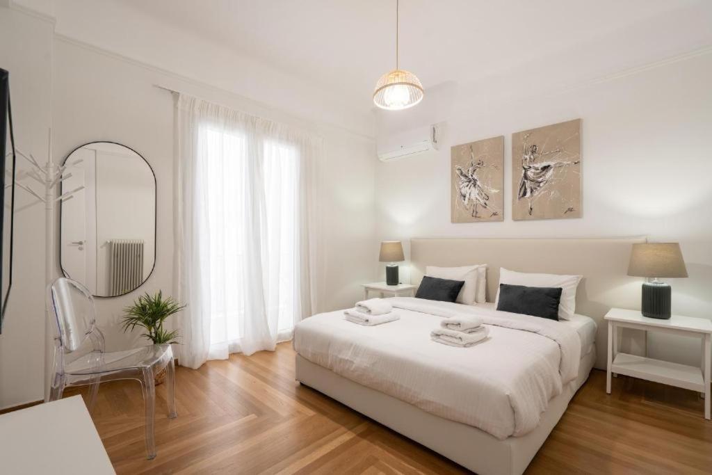 Vibrant Urban Getaway: Modern 1-Bedroom Near Bars, Parks, And Metro Atény Exteriér fotografie